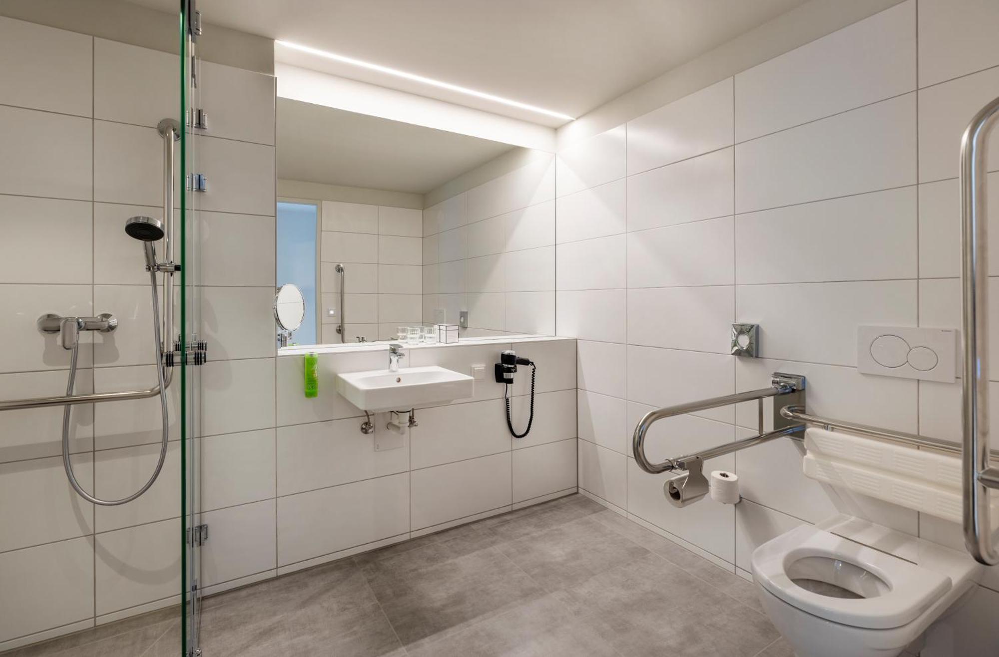 Jufa - Inkl 4h Thermeneintritt In Parktherme 4*